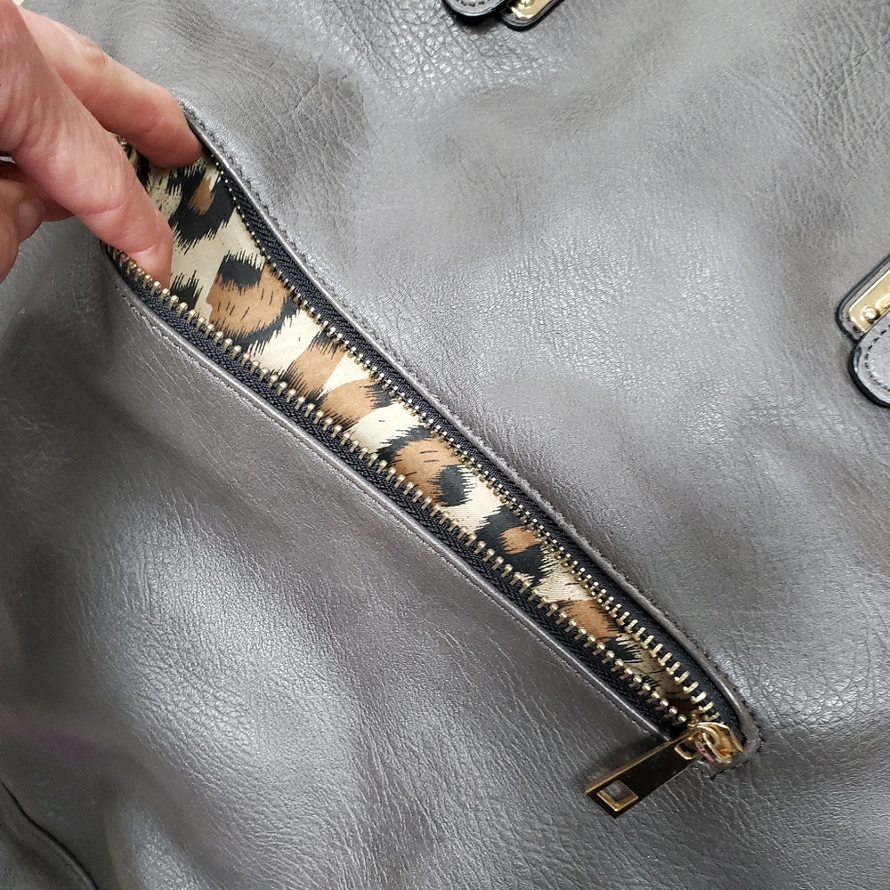 Call it Spring foldover tote/crossbody/shoulder - Picture 6 of 16